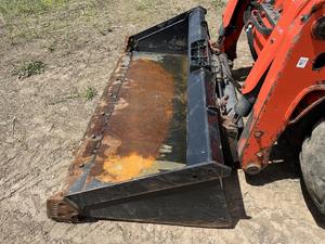 2022 Kubota รถตักขนาดเล็ก SSV75ลื่นไถลรถตักขนาดเล็กที่เชื่อถือได้74HP รถตักดินขนาดกะทัดรัดสำหรับการก่อสร้างและการเกษตร - Product Image 5