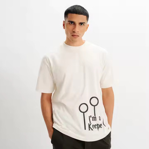 Nueva Camiseta de algodón con mangas cortas Color naranja decoración de corazón de piedra para los días escolares Madeintaly camiseta de alta calidad - Product Image 1