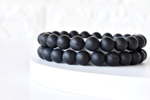 Natural Matt Black Onyx 8mm Round <b>Beaded</b> <b>Bracelet</b> Superb Quality Healing Crystals For Fashion Jewelry Mediation at Best Price - Product Image 5