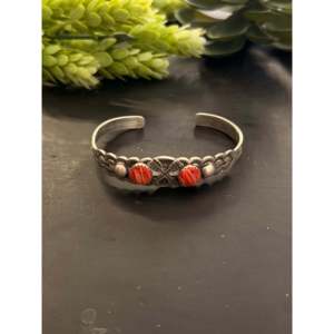 "<b>Red</b> Spiny Oyster & Sterling Silver Fashion Cuff <b>Bracelet</b>" - Product Image 1