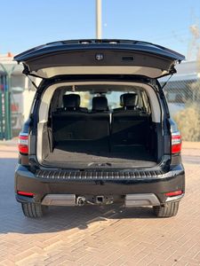 Nissan Patrol Armada GT NP300 V8 SUV Usato 2021, Condizioni Pari al Nuovo, Veicolo Utilitario 4x4 Fuoristrada per Carichi Pesanti 2025 |   Pronto per l'esportazione - Product Image 5