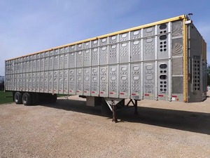 Remolque para Ganado con Componentes de Engranajes y Motor para Tractor en Venta - Product Image 5