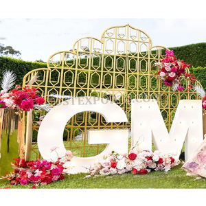 Paredes de velas de escenario de diseño único a precios al por mayor boda al aire libre Nuevo diseño Soportes de velas Decoración DE BODA moderna Paredes de velas - Product Image 1