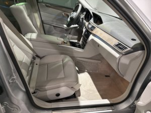 รถยนต์มือสองสภาพดี ปี 2014 เมอร์เซเดส-เบนซ์ อี 350 สปอร์ต V6 3.5 ลิตร ขับเคลื่อนล้อหลัง - Product Image 4