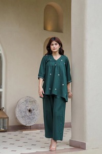 Conjunto de Dos Piezas Moderno de Algodón, Elegante y Femenino para Mujer, al por Mayor y a Bajo Precio con MOQ Bajo - Product Image 2