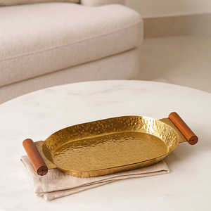 Best-seller Plateau de Service de Luxe en Métal Fait à la Main Vaisselle Décorative de Qualité Supérieure Accessoires de Cuisine Maison Moderne Fournisseur en Gros - Product Image 3