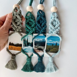 Colgante de pared de macramé bohemio, fotos colgador de tejido a mano, regalo de aniversario para sala de estar y dormitorio - Product Image 5