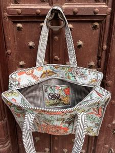 Bolsa de Compras de Hombro de Algodón para Mujer con Logotipo Personalizado, Bolsa de Mano Roja Acolchada de Color Sólido con Cierre de Cremallera y Parte Superior Abierta para Todas las Temporadas - Product Image 4