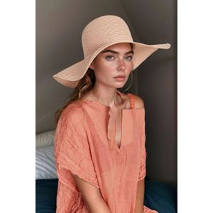 Sombrero de Ala Ancha Color Rosa Polvo con Patrón Tejido, Moderno y Funcional con Protección Solar HSR2005 - Rosa Polvo - Product Image 1