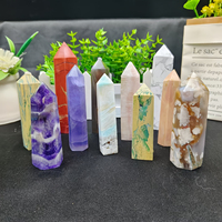 Vente en gros de tours de cristal naturelles aléatoires en obsidienne et fluorite verte pour les célébrations des fêtes