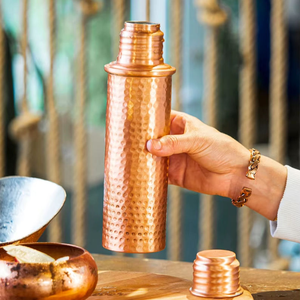 Bouteille d'eau jetable en cuivre de haute qualité avec paille, logo personnalisé, usage extérieur intensif, meilleur prix du fournisseur indien - Product Image 1