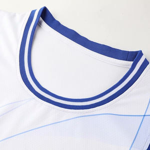 ชุดกีฬากลางแจ้งชุดบาสเก็ตบอลวัสดุโพลีเอสเตอร์ดีไซน์ดี - Product Image 3