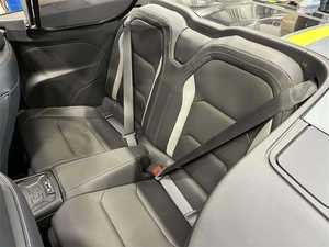 Camaro 2SS 2024 Convertible, Tracción Trasera, Turbo, Automático, Volante a la Izquierda, Bajo Kilometraje, Precio Económico, Techo Panorámico, Asientos de Cuero - Product Image 6