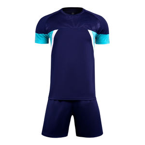 Conjunto de Uniforme de Fútbol, Camiseta y Pantalones Cortos de Fútbol de Alto Rendimiento Diseñados para Comodidad, Durabilidad y Deportes de Equipo - Product Image 3