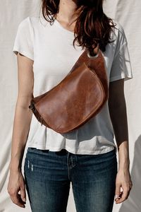Sangle en cuir grainé Zorvyn Heritage - Product Image 3