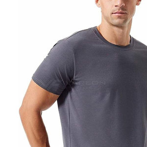 T-shirt pour homme de haute qualité, en coton 100% doux et coupe décontractée pour un confort durable - Product Image 4