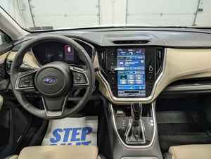 2025 Outback Limited XT AWD con motor BOXER turbo de 2.4L, transmisión CVT Lineartronic con levas de cambio - Product Image 6