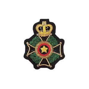 2025 insigne de fil de lingot badges de club brodés à la main badges de blazer taille personnalisée avec service OEM disponible - Product Image 2