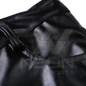 Pantalones de cuero para hombre de nuevo estilo para uso en exteriores, lavados, de la mejor calidad, de color sólido, a precio económico. - Product Image 4