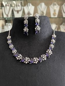 Conjunto de joyas de diseño para mujeres y niñas con collar de piedras de alta calidad con pendientes para fiestas fusión étnica y contemporánea - Product Image 6