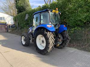 Tractor agrícola Holland T4.65 usado de alta calidad / Bajo consumo de combustible - Product Image 3