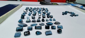 Mehrajudin Gems, Topacio Azul de Londres, Gema Natural Suelta, Mayorista de Jaipur, Ofrece Corte de Diferentes Formas, 4-12 Quilates, Certificado por Terceros - Product Image 5