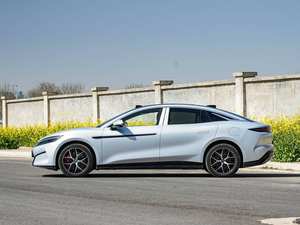 Vehículo Eléctrico Han L 2025 de Segunda Mano, Versión de Conducción Inteligente de Largo Alcance, Híbrido Enchufable con Batería de 50-70kWh y Motor de 120kW - Product Image 3