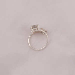 Anillo CVD de diamante cultivado en laboratorio de corte radiante de 2 unidades para mujer 4,30 TCW 14KT anillo de propuesta de oro blanco sólido con certificado IGI - Product Image 5