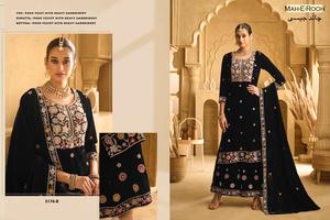 Costume élégant de velours Salwar Kameez Palazzo avec perles de broderie complexes travail de détails faits à la main pour une tenue de fête - Product Image 4