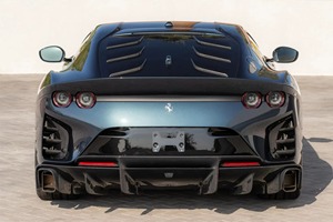 Ferrari 812 Competizione 2024 Certifiée, Propre et en Bon État, Personnalisable - Product Image 4