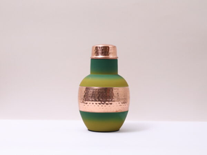 Botella de agua de cobre martillada Premium hecha a mano con olla de agua de espacio de vidrio incorporada olla de agua turca comerciantes instantáneos 99% cobre - Product Image 6