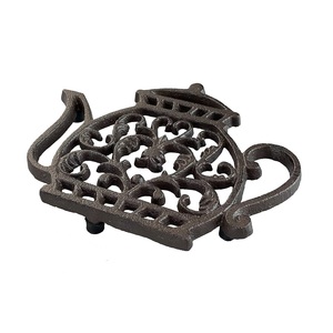 ขายร้อนโลหะ Trivet ดอกไม้หล่อ Trivet ทนความร้อนสําหรับกระทะและหม้อไฟป้องกันโต๊ะรับประทานอาหาร Trivet จากความเสียหายจากความร้อน - Product Image 6