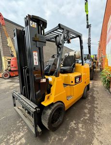 CHARIOT À FOURCHE PNEUMATIQUE CAT IC GP15N 4X4 - Product Image 5