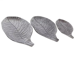 Plato de aluminio pulido con forma de hoja clásica, fabricante indio para el hogar, cocina, hotel, restaurante y servicio de fiestas - Product Image 1