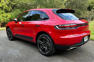 LISTO PARA CONDUCIR - USADO, VOLANTE A LA IZQUIERDA |   CONDUCCIÓN DERECHA |   PORSCHE MACAN 2021 - Product Image 3