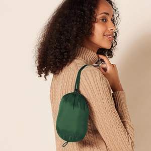 Manteau à capuche rembourré léger et résistant à l'eau pour femme (disponible en taille plus) 2025 - Product Image 4