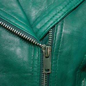 Chaqueta de Cuero para Mujer, Nueva, a la Moda, de Manga Larga, Tela Satinada, Calidad Premium, Ligera, Impermeable y Transpirable, para Otoño - Product Image 5