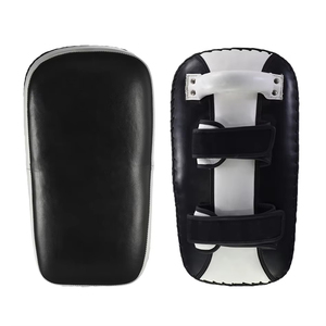 Pads d'entraînement professionnels pour Taekwondo, Kickboxing, Muay Thai, MMA et coups de pied et de main - Product Image 4