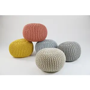 Nueva Selección de PUFs de punto hechos a mano personalizados de otomanas y sillas únicas para PUF de tela para sala de estar - Product Image 1