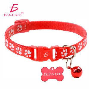 Collar Reflectante de Seguridad Anti-Asfixia Moderno para Perros y Gatos, Impermeable, de Nailon, con Elegante Estampado de Cuero, Accesorio Simple de Seguridad para Mascotas - Product Image 4