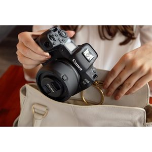 กล้องมิเรอร์เลสฟูลเฟรมระดับมืออาชีพ 24.2MP พร้อมเลนส์ RF 24-50 มม. F4.5-6.3 IS STM และเลนส์ RF 50 มม. F1.8 STM ขนาดกะทัดรัด น้ำหนักเบา มือสอง - Product Image 1
