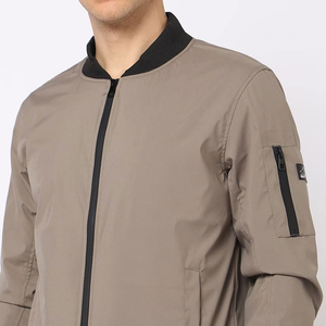 Blouson d'hiver pour homme le plus vendu, avec rembourrage en coton, tissu respirant, service OEM ODM - Product Image 4