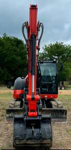 รถขุดขนาดเล็ก Kubota KX040-5 รุ่นประหยัด น้ำหนัก 4 ตัน ระบบไฮดรอลิก เหมาะสำหรับผู้รับเหมา ชาวไร่ และงานจัดสวน - Product Image 4
