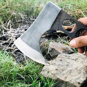 Cabeza de hacha hecha a mano de acero de Damasco y acero al carbono con mango de madera, nuevo diseño de grado industrial de alta calidad - Product Image 1