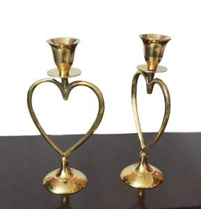 Candelabro de Latón Dorado en Forma de Corazón, Elegante Portavelas Decorativo para el Hogar y Regalos - Product Image 6