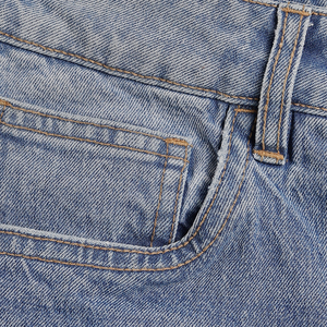 Shorts en jean décontractés pour hommes - Coton et élasthanne extensibles, taille mi-haute, braguette zippée, coupe large, finition délavée et marque privée disponible - Product Image 5