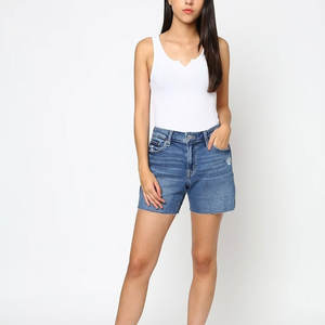 Facile à porter fermeture éclair Style femmes jean court nouvelle couleur unie à la mode Look femmes jean court - Product Image 5