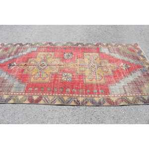 Tapis turc vintage 4,3x9,1 pi (132x278 cm), tapis en laine rouge - Product Image 3