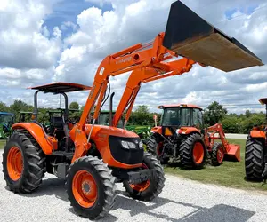 Vente en gros d'usine Tracteur KUBOTA neuf M96S Tracteur à roues 4WD pour équipement agricole Prix très bon marché