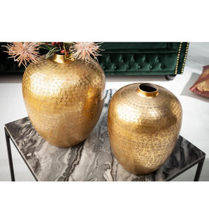 2025 vente chaude ensemble de 2 vases à fleurs martelés en laiton fini antique Vases décoratifs pour la maison - Product Image 3